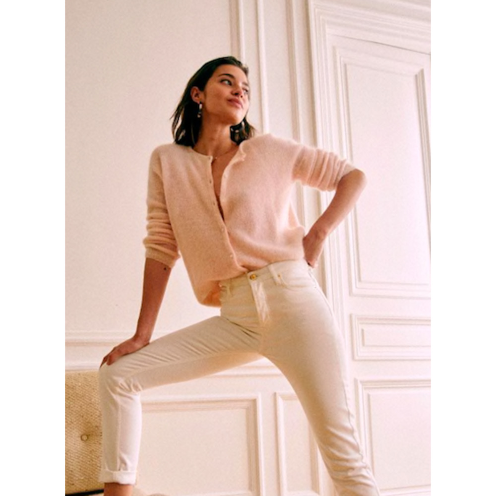 Elegant Pink Women's Sweater